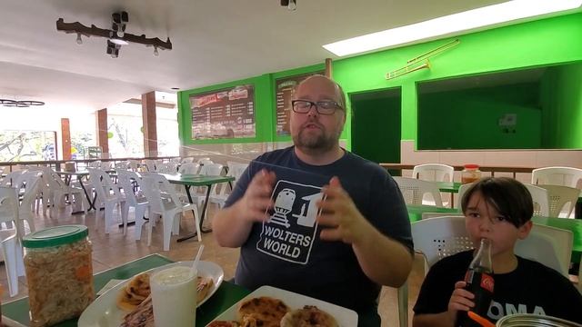 Hola from El Salvador! What are your questions about Visiting Central America? смотреть онлайн