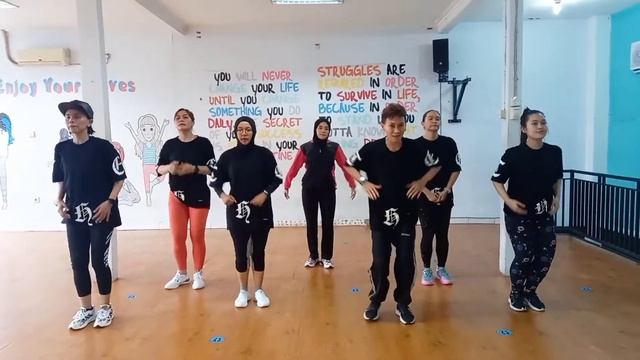 s ex / conor matthews / cardio dance / zumba / sila seik смотреть онлайн