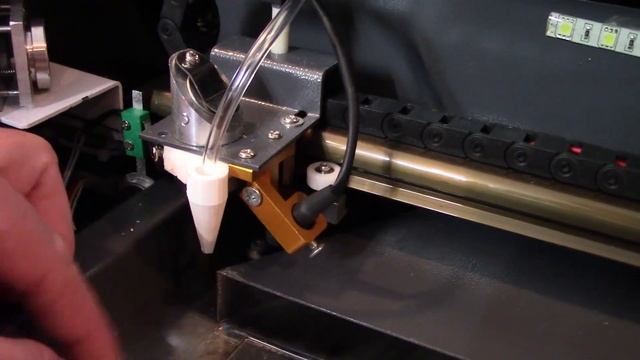 OMTech K40 Laser Cutter Update смотреть онлайн