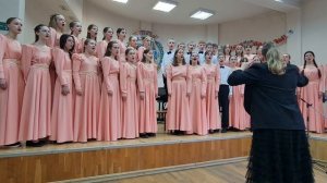 "Не грусти ,улыбнись и пой"
муз. и слова С.Смирнов