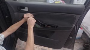 Снятие обшивки двери на Форд фокус C-Max