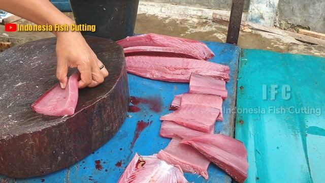 Indonesia Food and Skills ! Luar Biasa Keahlian Memotong Tuna Sirip Kuning, Sashimi Mewah смотреть онлайн