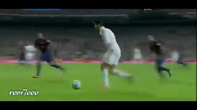 Криштиану Роналду издевается над Барселоной