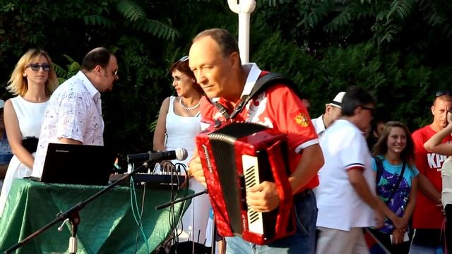 Судак День государственного флага РФ набережная смотреть онлайн