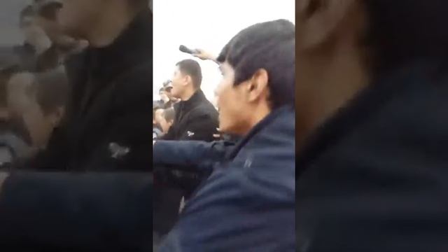 фарахманд Каримов бо тарафдоронаш - Охи дили зори ман.. смотреть онлайн