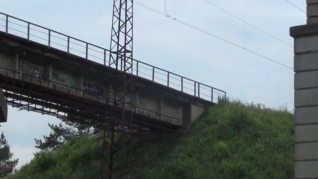Прыжок Макса с моста смотреть онлайн