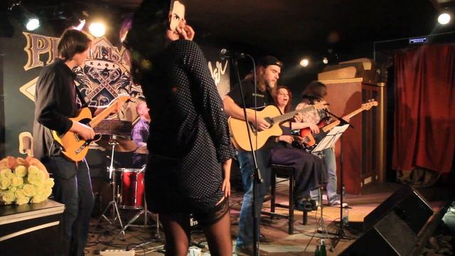 Dr. Nick & Юля Демьянская (Juliana Strangelove) - Crazy Little Thing Called Love