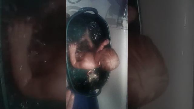 Устиг купається смотреть онлайн