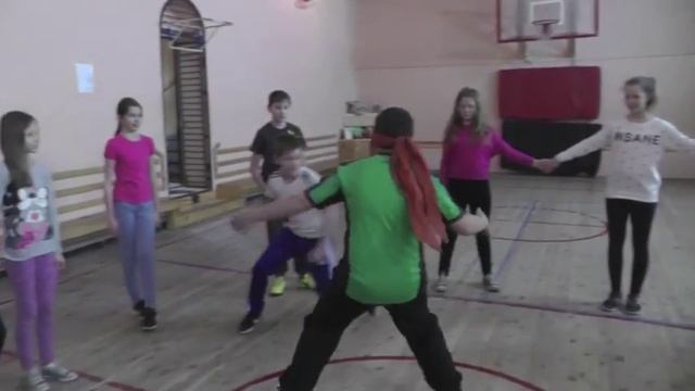 #Рухливі_ігри британців смотреть онлайн