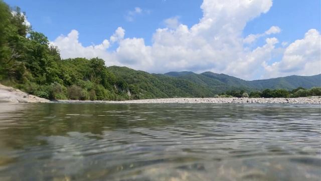 Купаемся в Реке Шахе. Лазаревский район смотреть онлайн