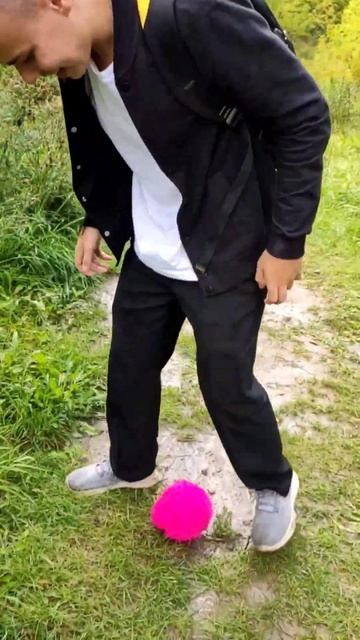 мегаваня растоптал розовую мохнатку. Всем участникам видео исполнилось 18 лет смотреть онлайн