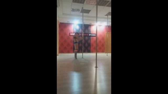 Мария Журавель,учись быть девушкой у неё!!!