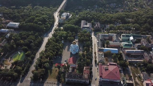 Центр - готель 7 днів, собор з висоти смотреть онлайн