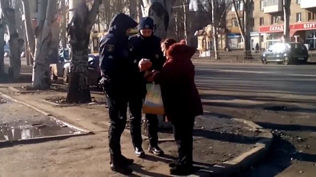 Кривой Рог Соцгород работает маневреная группа Полиции Кривого Рога. смотреть онлайн