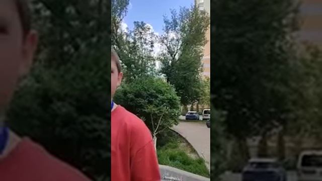Украинка накинулась на ребенка из-за русского рэпа (видео)