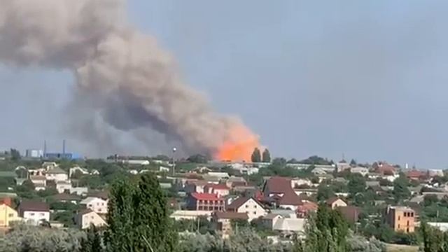 Чернобаевка 9.07.2022 попадание в очередной склад смотреть онлайн