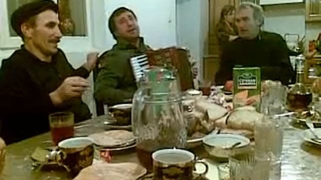 От души поёт