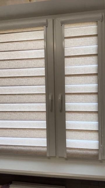 УНИ-2 Зебра, день-ночь, ткань Аура светло-коричневая смотреть онлайн