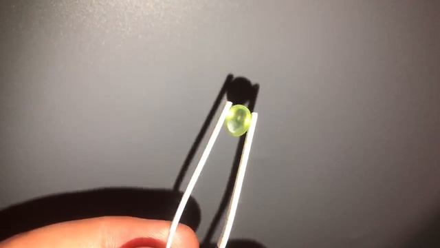 Пренит средне- зеленый 2,59кт №250