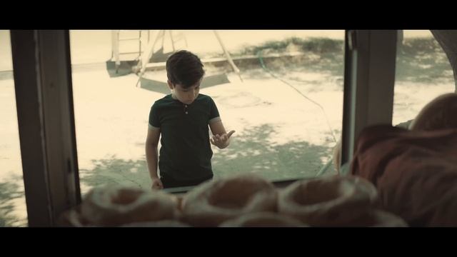 Komronbek Soburov - Ota ona / Комронбек Собуров - Ота она (official video) смотреть онлайн
