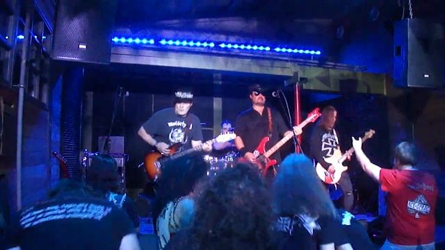 01 - Motöcat - Iron Fist (Tribute to Motörhead) [Китайский Лётчик Джао Да] (25.08.2023) смотреть онлайн