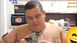 Гриша (полное тв) рассказывает почему он упал на пол на стриме (кто по жизни)