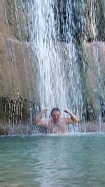 Я и водопад Богатырь