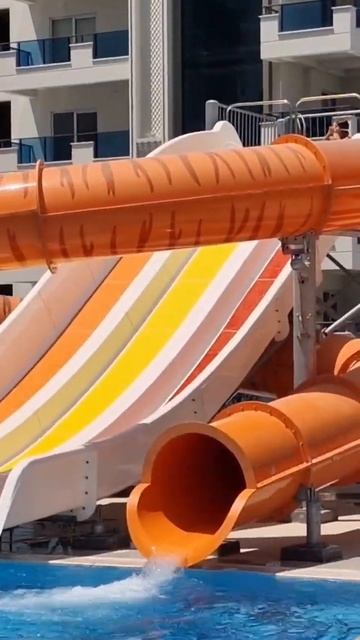 Инфраструктура в ЖК Yekta Kingdom Trade Center. Махмутлар. Аланья. Турция - 1 Minute Story NS смотреть онлайн