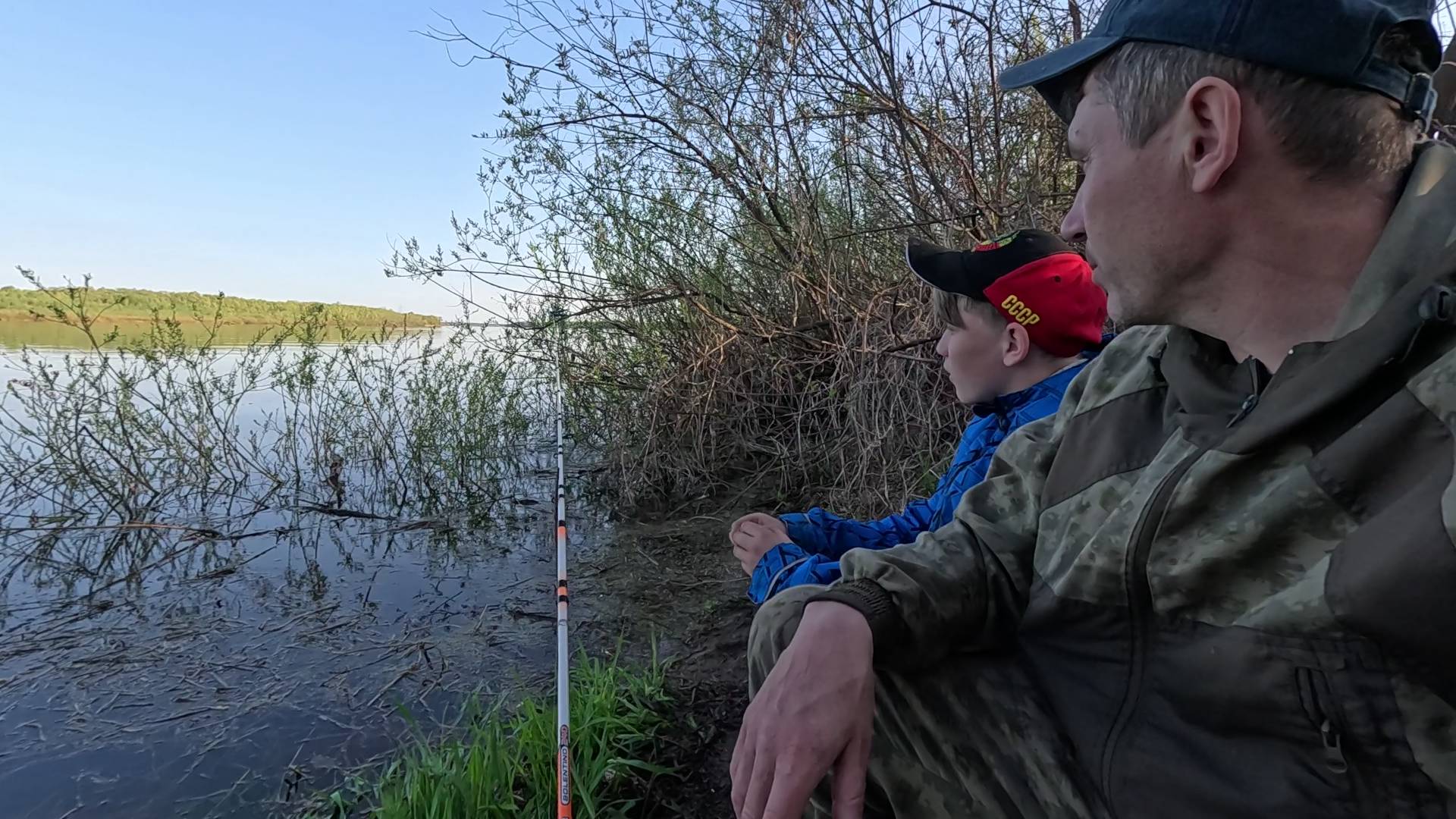Рыбалка РЕКА ОКА! Есть трофейчики! смотреть онлайн