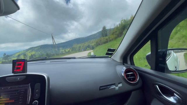 35 000€ !DE PRÉPA SUR CETTE CLIO4RS TROPHY 🇫🇷🤩👹 смотреть онлайн