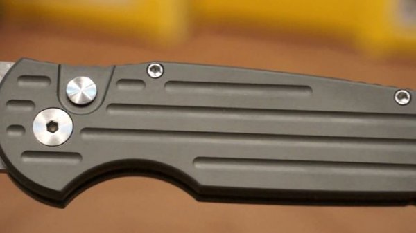 Pro-Tech Tactical Response TR-3. Нож.