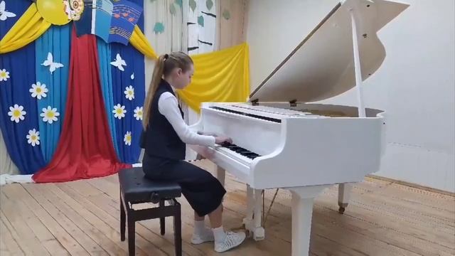 Стецюк Екатерина 15 лет. Гайдн Соната № 37 ре мажор 1 часть