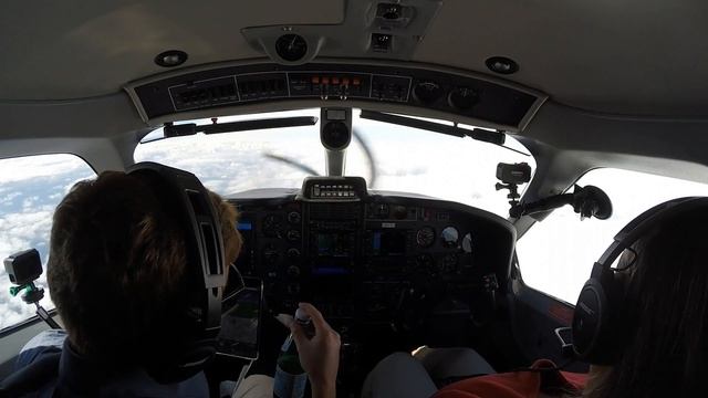 Capital IFR Flight VLOG! +Mobile Military Control Tower смотреть онлайн