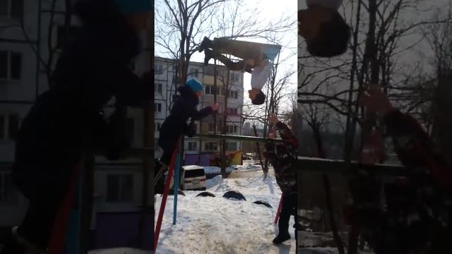 Мой друг сделал 35 раз солнышко