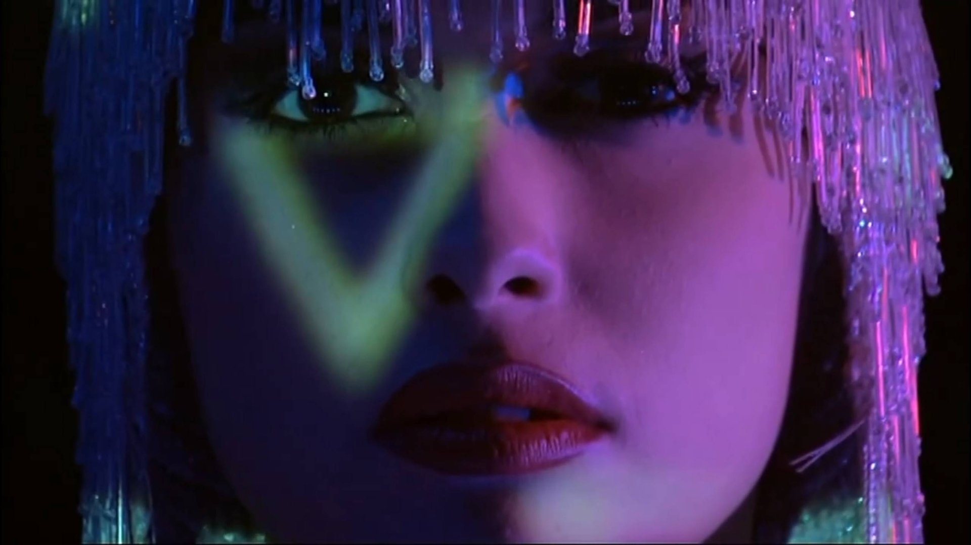 Jjos - Feel Me (Remix) смотреть онлайн