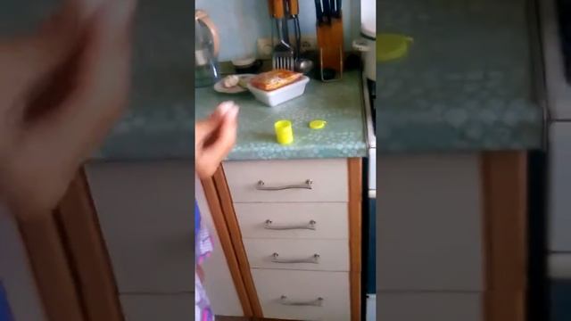 Клей с уксусом смотреть онлайн
