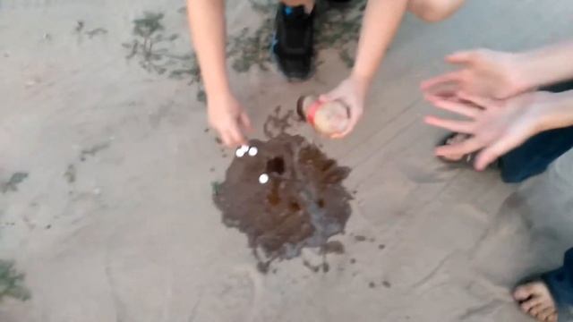 Эксперименты Coca Cola с ментосом смотреть онлайн