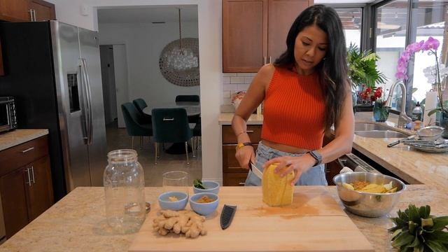 An Exotic Pineapple Ginger Juice Recipe смотреть онлайн