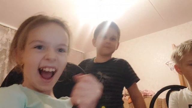 рисуем игру в кальмара смотреть онлайн