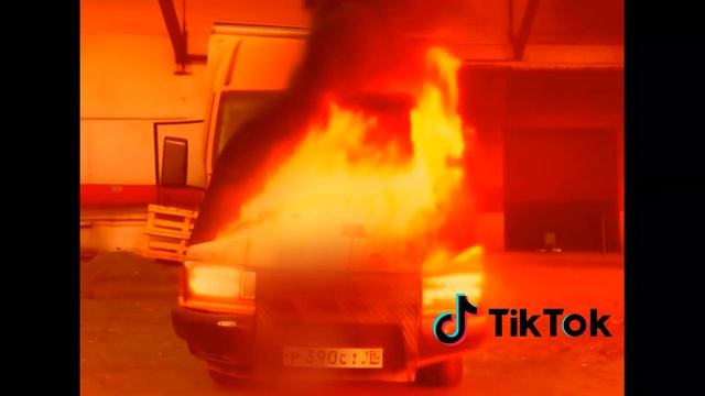 Кормилица горит