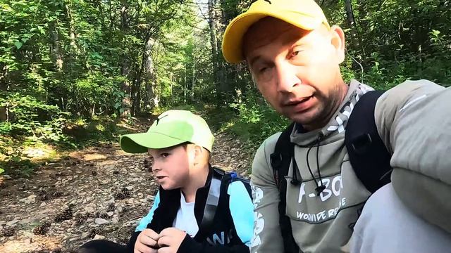 С сыном покоряем Крымские горы смотреть онлайн