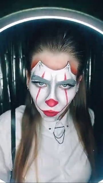 гримм образ оно колун Пенни Вайз #грим #пеннивайз #клоун #косплей смотреть онлайн