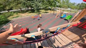 CRAZY GIRL WANTS TO KISS ME  (Parkour POV Love Romantic) @Celpan