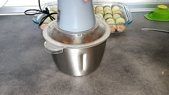 В 💯 раз проще, чем голубцы! Рулетики из кабачков!!! смотреть онлайн