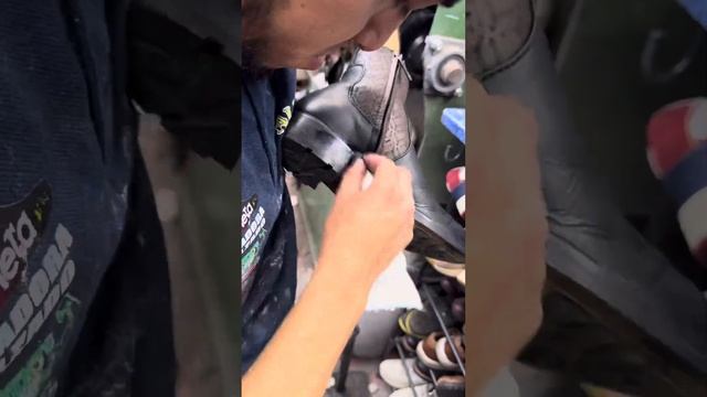¡LIMPIEZA EXPRESS PARA ESTÁS BOTAS!😱🥾💫 смотреть онлайн