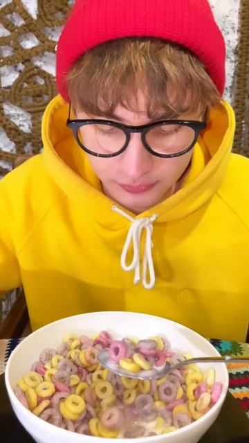 Самые топовые песни хлопья! #armenia #erevan #армения #ереван #хлопья #обзор #denotter смотреть онлайн