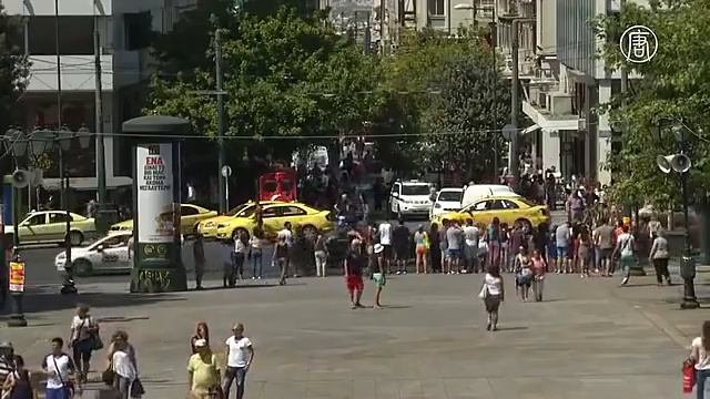 Убыточное лето для розничных магазинов Греции смотреть онлайн