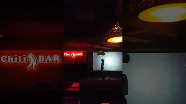 Классно танцует. смотреть онлайн