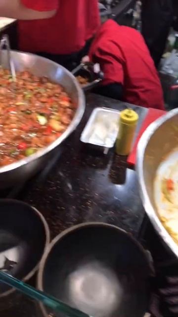 Пад-тай в Москве в Депо | Pad Thai noodles in Moscow #food #shorts #tasty #noodles #cooking смотреть онлайн