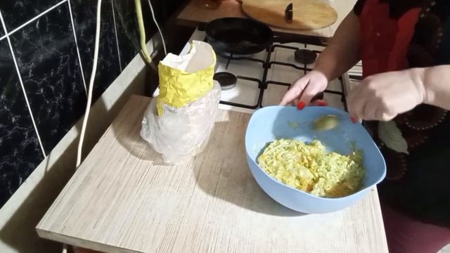 Жара в Краснодаре, кабачковые оладьи,Южный соус смотреть онлайн